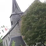 A L'ombre Du Clocher