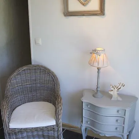 A L'ombre Du Clocher Holiday home *