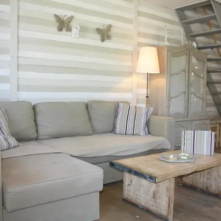 A L'ombre Du Clocher بيت للعطل Montbliart