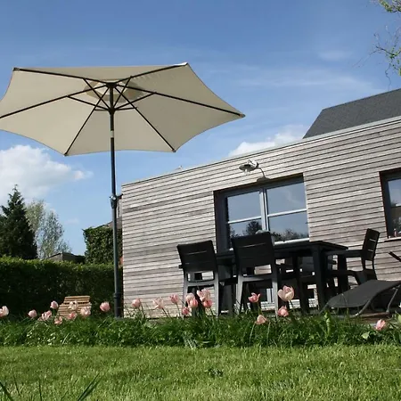 A L´ombre Du Clocher Hébergement de vacances Montbliart